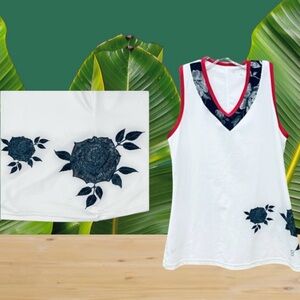 Sofibella Top White Black Rose Garden UPF50+ Tennis Golf Sleeveless Shirt Sz S